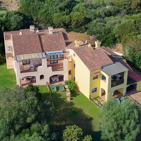 Comfortable Flat With Pool * Sassari