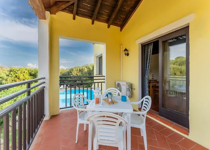 Comfortable Flat With Pool * Sassari