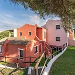 Comfortable Flat With Pool * סאסארי