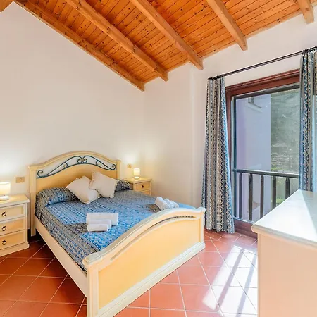 Comfortable Flat With Pool Sassari